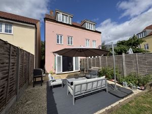 Rear- click for photo gallery